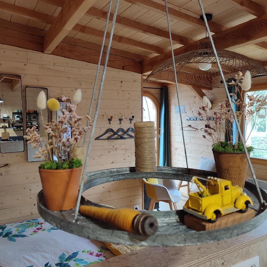 La Cabane Du Bon Chemin ,Spa Laval  Exteriör bild