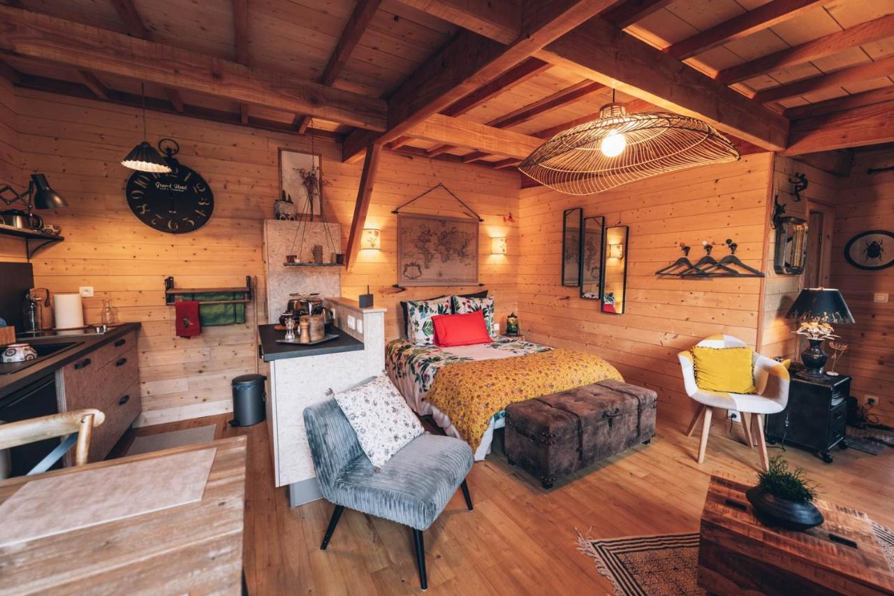 La Cabane Du Bon Chemin ,Spa Laval  Exteriör bild