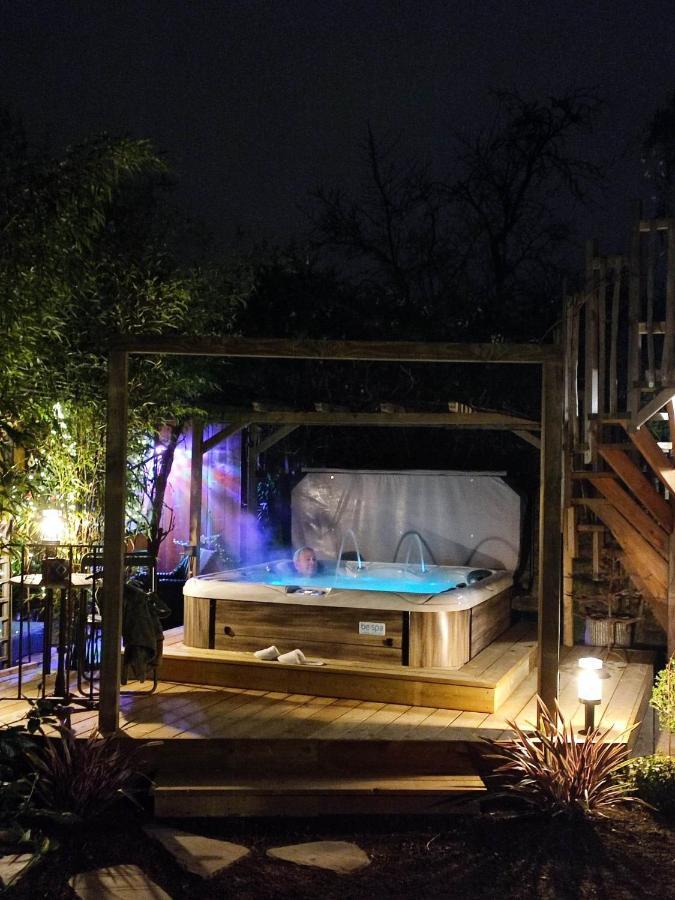 La Cabane Du Bon Chemin ,Spa Laval  Exteriör bild
